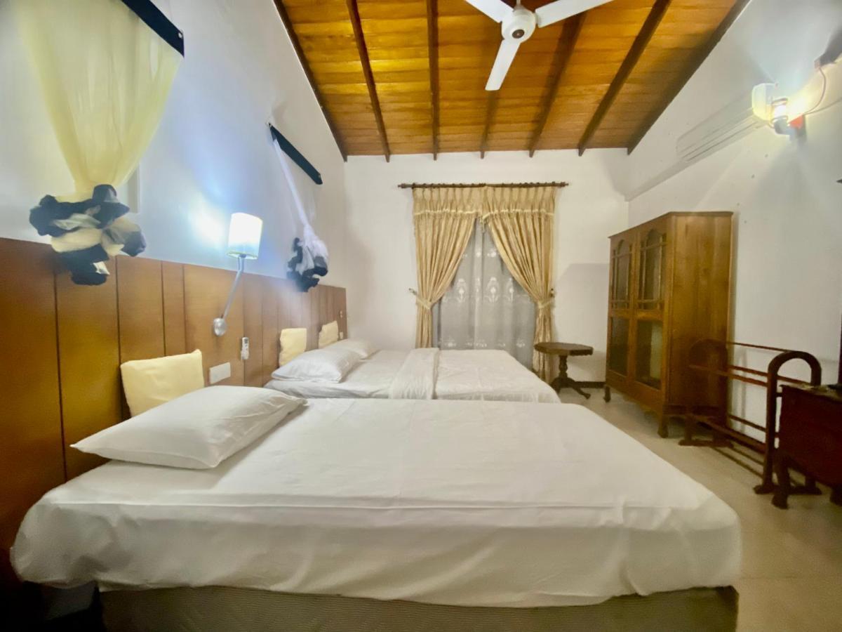 Hikka Paradise Guest House Hikkaduwa Ngoại thất bức ảnh